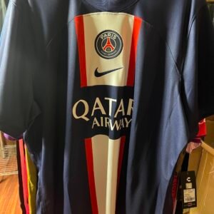 New with tags Paris Saint-Germain Home Messi jersey XL 2022-23