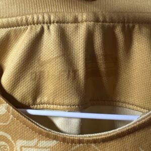 Pumas 16 M or L size is faded